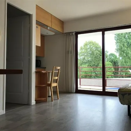Charmant Studio Avec Balcon, Piscine Et Parking - La Rochelle - Fr-1-246-304 Apartmán *