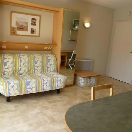 Charmant Studio Avec Balcon, Piscine Et Parking - La Rochelle - Fr-1-246-304 Apartmán *